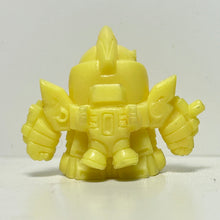 Cargar imagen en el visor de la galería, SD Gundam - Red Warrior Kai Gundam - Keshi - Eraser Figure - Cuchiwaii
