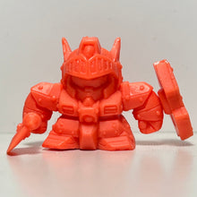 Cargar imagen en el visor de la galería, SD Gundam - Warrior Heavy Gundam - Keshi - Eraser Figure - Cuchiwaii
