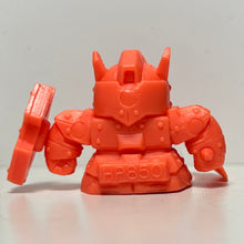 Cargar imagen en el visor de la galería, SD Gundam - Warrior Heavy Gundam - Keshi - Eraser Figure - Cuchiwaii
