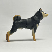 Load image into Gallery viewer, Shiba Inu - Trading Figure - Miniature - 002 - Cuchiwaii
