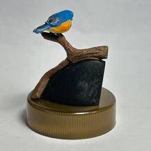 Load image into Gallery viewer, Siberian Blue Robin - Trading Figure - Miniature - Cuchiwaii
