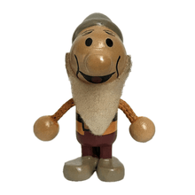 Load image into Gallery viewer, Snow White and the Seven Dwarfs - Happy - Mini Figure - Cuchiwaii
