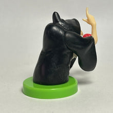 Load image into Gallery viewer, Snow White and the Seven Dwarfs - The Witch - Trading Figure - Choco Egg (126) - Cuchiwaii
