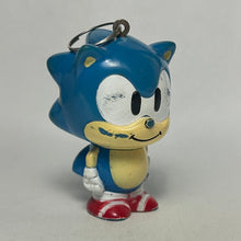 Load image into Gallery viewer, Sonic The Hedgehog - Figure Mascot Keychain - Cuchiwaii
