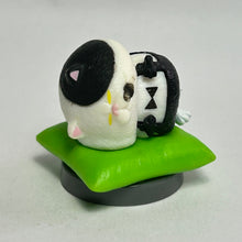 Cargar imagen en el visor de la galería, Splatoon 2 - Judge-kun - Trading Figure - Choco Egg (08) - Cuchiwaii
