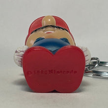 Cargar imagen en el visor de la galería, Super Mario World - Mario - Soft Vinyl Figure Keychain - Cuchiwaii
