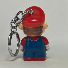 Cargar imagen en el visor de la galería, Super Mario World - Mario - Soft Vinyl Figure Keychain - Cuchiwaii
