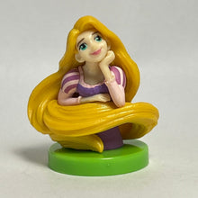 Load image into Gallery viewer, Tangled - Rapunzel &amp; Pascal - Trading Figure - Choco Egg (79) - Cuchiwaii
