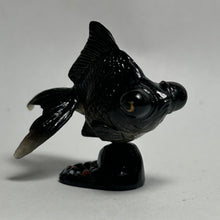Cargar imagen en el visor de la galería, Telescope (goldfish) / Demekin - Trading Figure - Miniature - 88 P41C - Cuchiwaii
