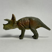 Cargar imagen en el visor de la galería, Triceratops - Trading Figure - Miniature (003) - Cuchiwaii

