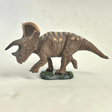 Load image into Gallery viewer, Triceratops - Trading Figure - Miniature (05) - Cuchiwaii
