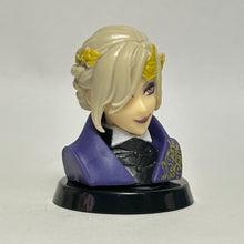 Cargar imagen en el visor de la galería, Twisted Wonderland - Vil Schoenheit - Trading Figure - Choco Egg (09) - Cuchiwaii
