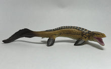 Cargar imagen en el visor de la galería, Tylosaurus - Trading Figure - Miniature (064) - Cuchiwaii

