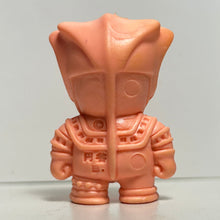 Load image into Gallery viewer, Ultraman Leo - Astra - SD Eraser Figure - Keshi - Cuchiwaii
