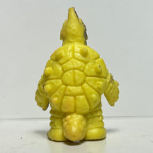 Load image into Gallery viewer, Ultraman Taro - King Tortoise - Keshigomu - Ultra Monster Eraser 8th - Cuchiwaii
