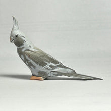 Load image into Gallery viewer, White-faced cockatiel - Trading Figure - Miniature - 78 P36C - Cuchiwaii
