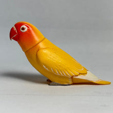 Cargar imagen en el visor de la galería, Yellow-collared Lovebird - Trading Figure - Miniature - 060 P-29C - Cuchiwaii
