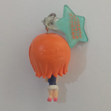 Load image into Gallery viewer, Figure Keychain One Piece Nami Bandai
