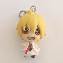 Load image into Gallery viewer, Magi: Labyrinth of Magic Figure Keychain Mascot Key Holder MegaHouse
