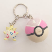 Cargar imagen en el visor de la galería, Pokémon Figure Keychain Poke Ball Key Holder Strap Watch Nintendo
