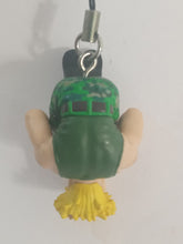 Cargar imagen en el visor de la galería, Street Fighter GUILE Figure Keychain Mascot Key Holder Strap

