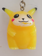 Load image into Gallery viewer, Pokémon PIKACHU Magic Light-up Key Holder Figure Keychain Mascot Strap Vintage Rare
