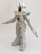 Load image into Gallery viewer, Ultraman Kaiju DEATHFACER Soft Vinyl Sofubi Softvi Figure 1998
