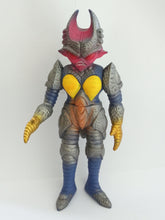 Load image into Gallery viewer, Ultraman Kaiju ALIEN LADY BENZENE Soft Vinyl Softvi Sofubi Figure 1997
