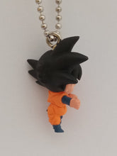 Load image into Gallery viewer, Dragon Ball Z Super GOTTENS UDM Burst Vol 31 Figure Keychain Mascot Key Holder Strap Gashapon
