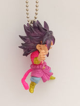 Load image into Gallery viewer, Dragon Ball Z Super UDM Burst Vol Figure Keychain Mascot Key Holder Strap Gashapon

