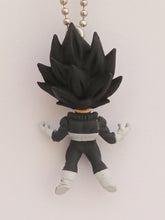 Cargar imagen en el visor de la galería, Dragon Ball Z Super MASKED SAIYAN BARDOCK UDM Burst Vol 17 Figure Keychain Mascot Key Holder Strap Gashapon
