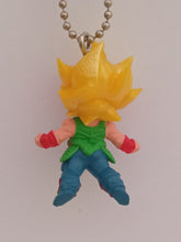 Cargar imagen en el visor de la galería, Dragon Ball Z Super SS BURDOCK UDM Burst Figure Keychain Mascot Key Holder Strap Gashapon
