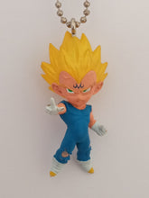 Cargar imagen en el visor de la galería, Dragon Ball Z Super MAJIN VEGETA UDM Burst Vol 26 Figure Keychain Mascot Key Holder Strap Gashapon
