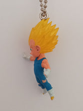 Cargar imagen en el visor de la galería, Dragon Ball Z Super MAJIN VEGETA UDM Burst Vol 26 Figure Keychain Mascot Key Holder Strap Gashapon
