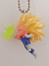 Load image into Gallery viewer, Dragon Ball Z Super SS3 VEGETA UDM The Best 9 Vol Figure Keychain Mascot Key Holder Strap Gashapon
