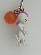 Load image into Gallery viewer, Dragon Ball Z FREEZER / FREEZA DB Chara Strap Figure Keychain Mascot Key Holder 2006
