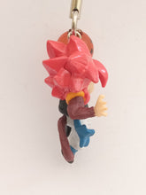 Cargar imagen en el visor de la galería, Dragon Ball GT SON GOKU SS4 DB Chara Strap Figure Keychain Mascot Key Holder 2006
