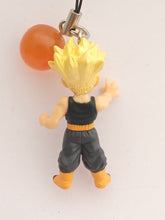 Load image into Gallery viewer, Dragon Ball Z TRUNKS SS DB Chara Strap Figure Keychain Mascot Key Holder 2006

