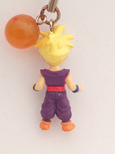 Load image into Gallery viewer, Dragon Ball Z SON GOHAN SS DB Chara Strap Figure Keychain Mascot Key Holder 2006
