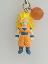 Cargar imagen en el visor de la galería, Dragon Ball Z SON GOKU SS3 DB Chara Strap Figure Keychain Mascot Key Holder 2006
