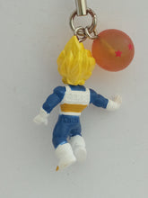 Cargar imagen en el visor de la galería, Dragon Ball Z VEGETA SS DB Chara Strap Figure Keychain Mascot Key Holder 2006
