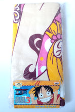 Load image into Gallery viewer, One Piece Towel / Tenugui Nami &amp; Nico Robin Bath Towel
