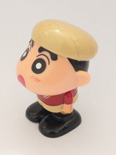 Cargar imagen en el visor de la galería, Crayon Shin-chan - Nohara Shinnosuke - Tokotoko Mainspring Toy Jumping Mascot - Sukiya Uniform ver.
