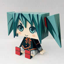 Cargar imagen en el visor de la galería, FamilyMart x Hatsune Miku &quot;Happy Lottery&quot; - Miku Grandpa Ver. - Limited G prize
