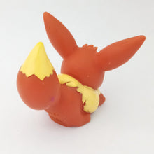 Cargar imagen en el visor de la galería, Pokémon Kids - EEVEE - #133 - Finger Puppet - Figure Mascot - 2004
