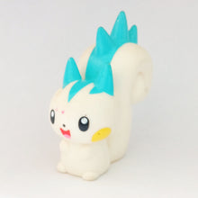 Cargar imagen en el visor de la galería, Pokémon Kids - PACHIRISU - #417 - Finger Puppet - Figure Mascot - 2006
