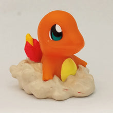 Load image into Gallery viewer, Pokémon Kids - CHARMANDER - #004 - Finger Puppet - Figure Mascot - 2009
