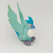 Load image into Gallery viewer, Pokémon Kids - ARTICUNO - #144 - Finger Puppet - Figure Mascot - 1999
