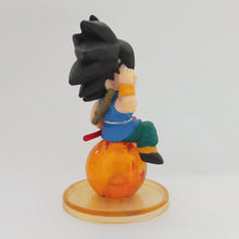 Load image into Gallery viewer, Dragon Ball Z - Son Goku - Chara Puchi Buu (Bandai)
