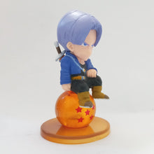 Cargar imagen en el visor de la galería, Dragon Ball Z - Future Trunks - Chara Puchi Cell (Bandai)
